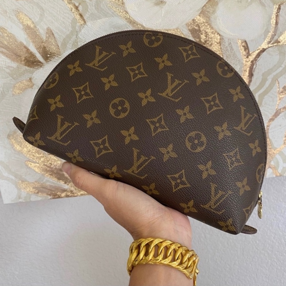 ⚜️RARE XL Cosmetic bag/pouch⚜️